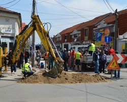 Реконструкција водоводне мреже у улицама Ветернички трг и Вождова